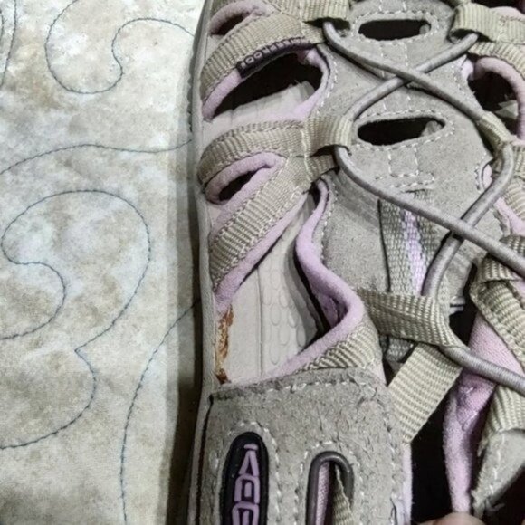 Keen Beige Whisper Closed Toe Sandals 8.5 - Picture 7 of 9